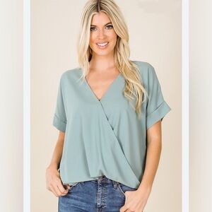💚 HEYSON Sage Wrap Blouse with Short Sleeves and Relaxed Fit